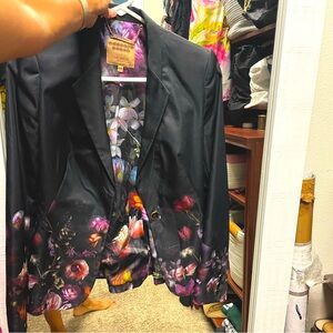 Ted baker floral blazer - gorgeous! Size 1